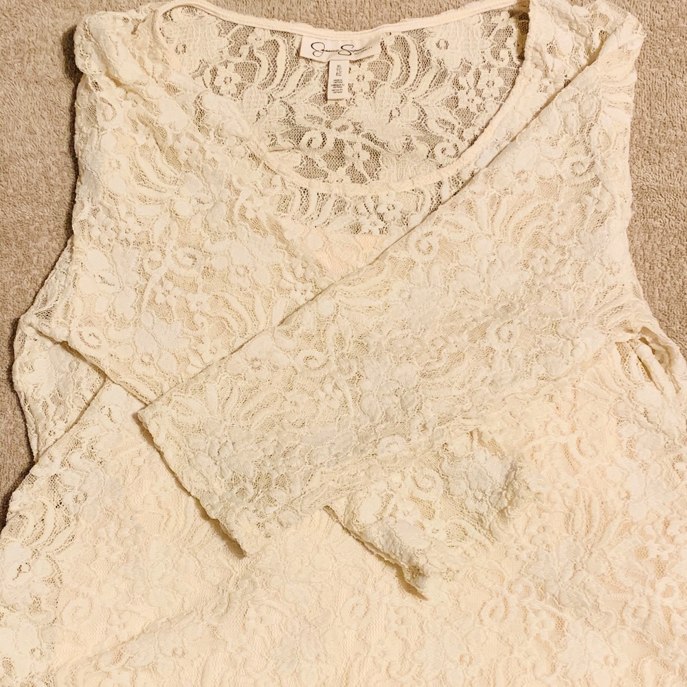 Jessica Simpson 3/4 sleeve Lace Maternity Top